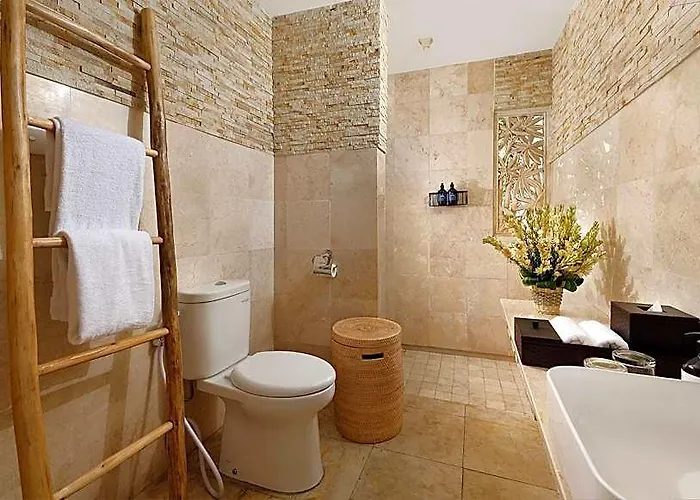 Villa Del Mar, Amed, Bali *